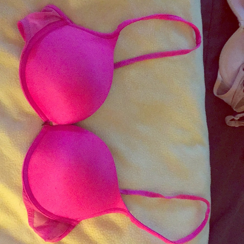 Victoria’s Secret Bra 34B